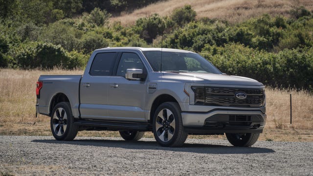 Ranking by range, the complete list of 2023 EVs available